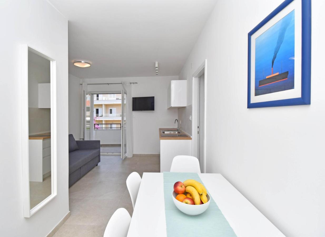 Apartments Despot Tucepi Ngoại thất bức ảnh