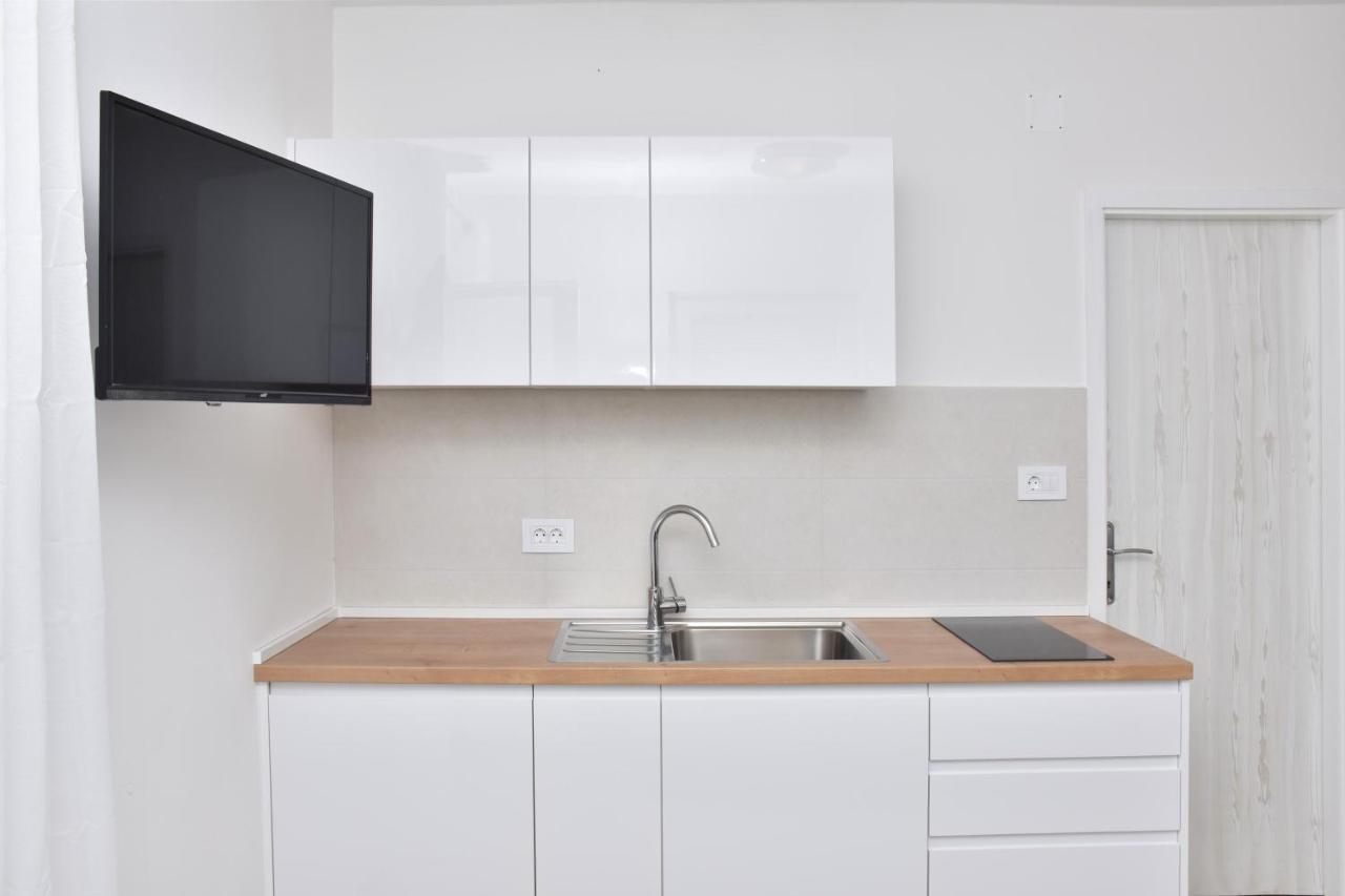 Apartments Despot Tucepi Ngoại thất bức ảnh