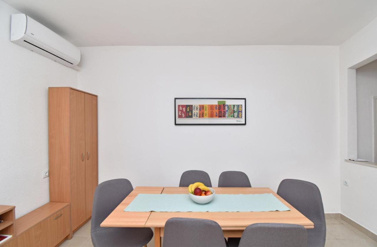 Apartments Despot Tucepi Ngoại thất bức ảnh