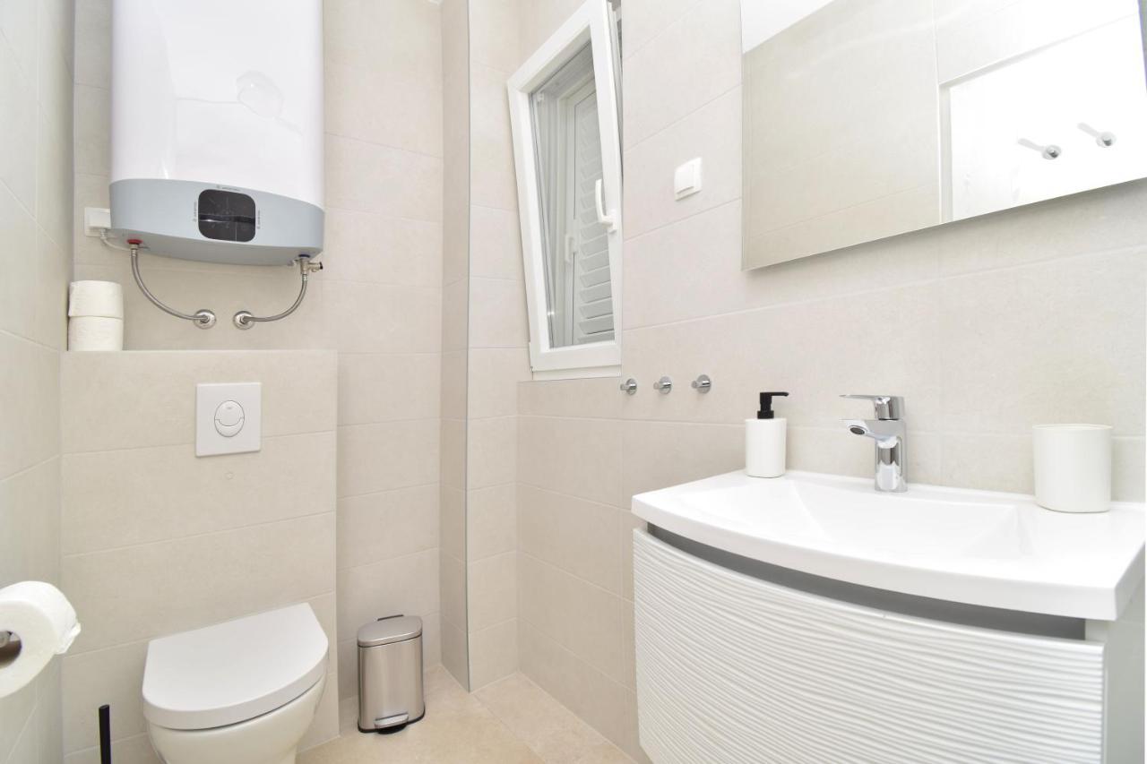 Apartments Despot Tucepi Ngoại thất bức ảnh