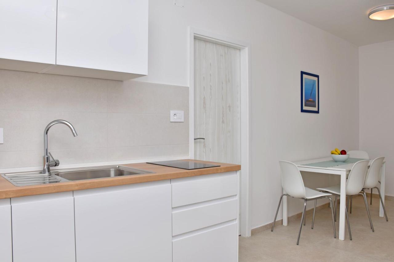 Apartments Despot Tucepi Ngoại thất bức ảnh